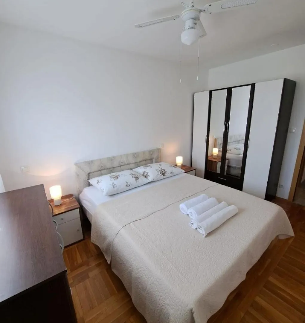 Apartment Slava - Close To The Mall Split